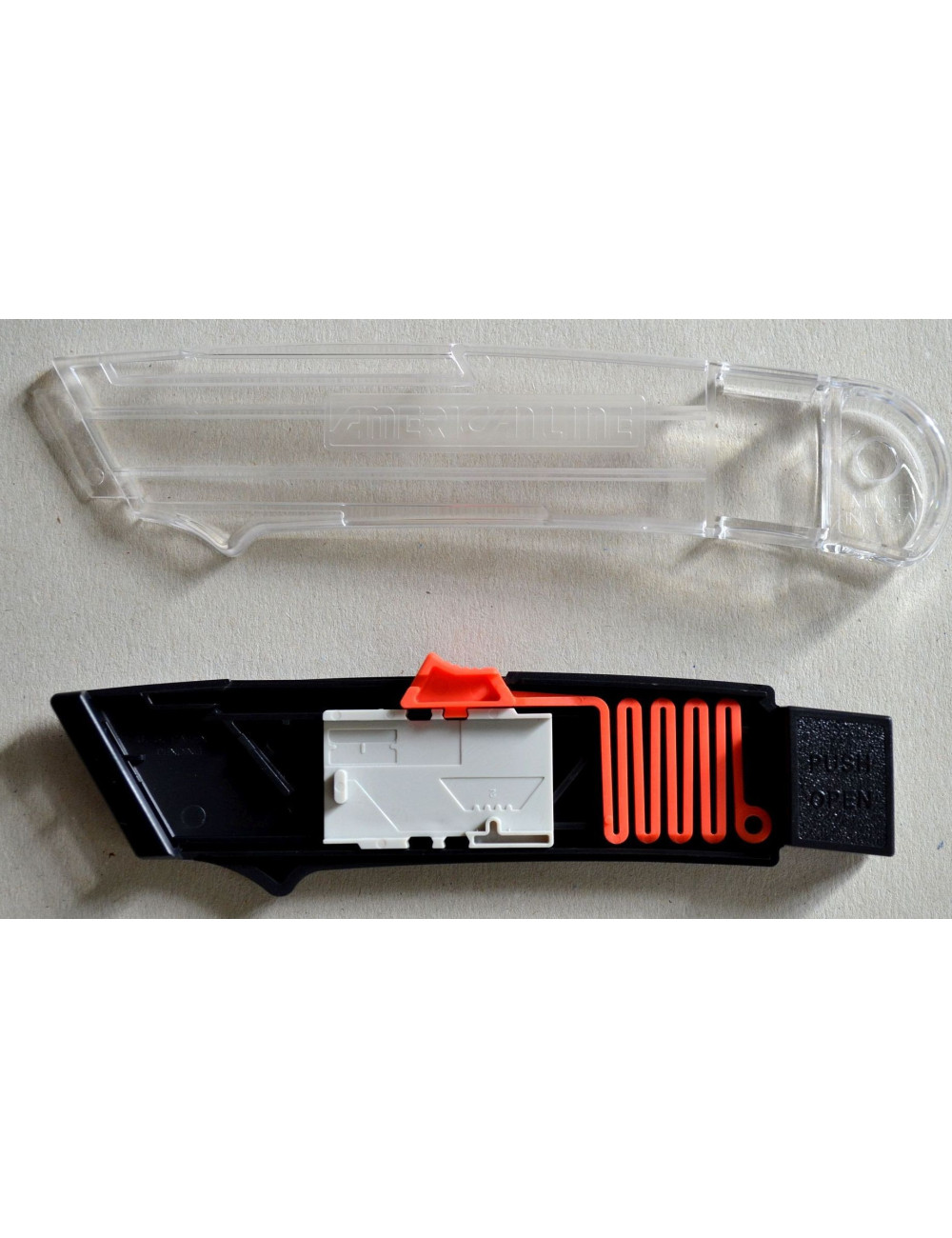 Nóż bezpieczny DuoMatic do kartonów